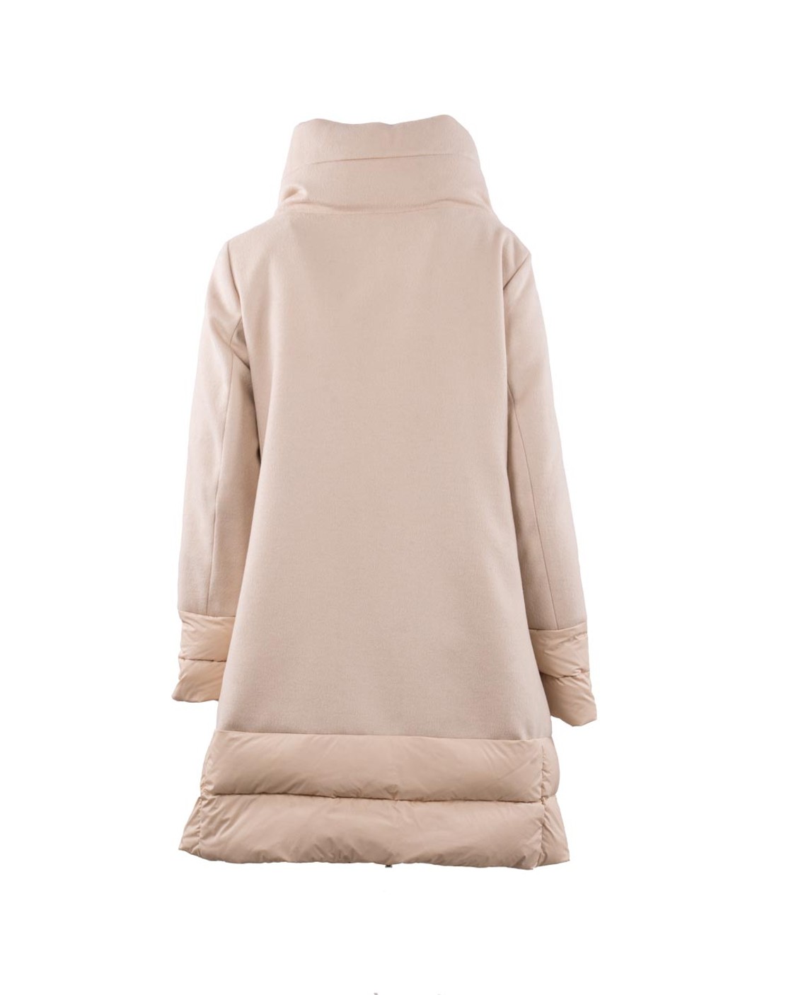 shop MOORER  Giaccone: MooRER cappotto "Soraya".
Chiusura a zip con doppio cursore.
Collo alto.
Linea a trapezio.
Composizione: 90% LANA, 10% CASHMERE.
Made in Italy.. SORAYA LE-V3062 number 5076072